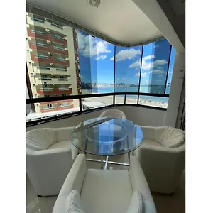 Frente Mar , Balneário Camboriú Brasil